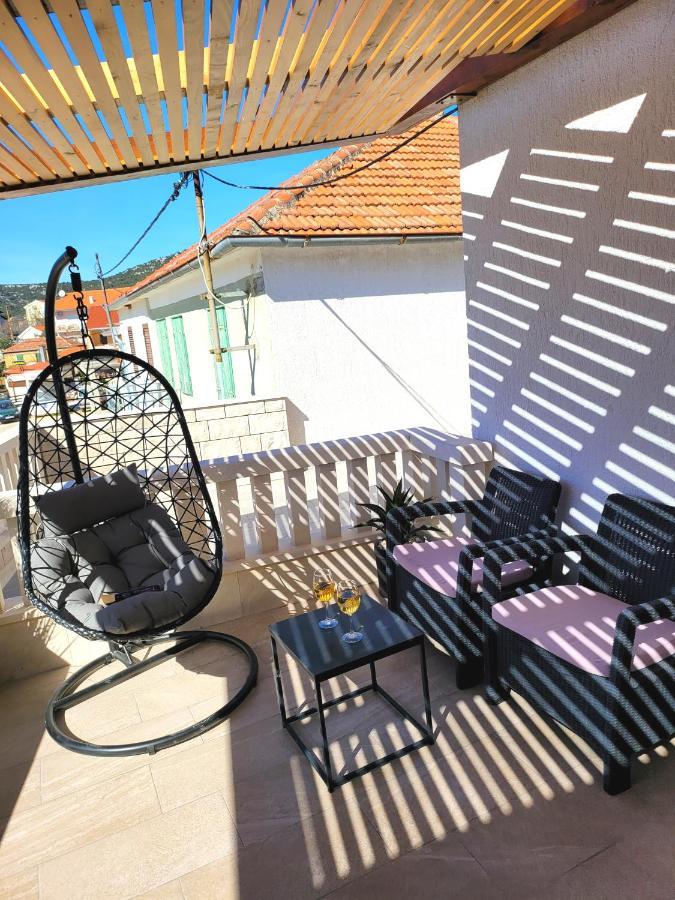 Kupinica Apartment Vinišće Kültér fotó